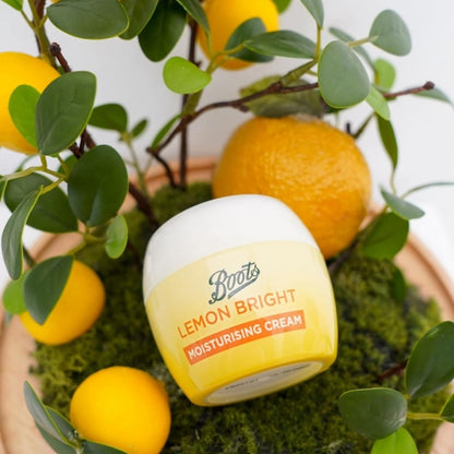 Boots Lemon Bright Moisturising Cream (50ml)